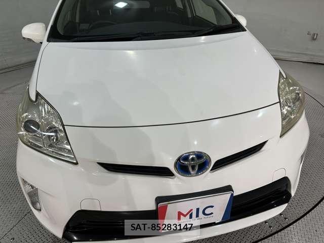 Toyota PRIUS 2012-06 8075179-28