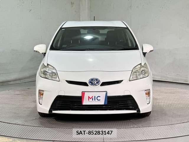 Toyota PRIUS 2012-06 8075179-2
