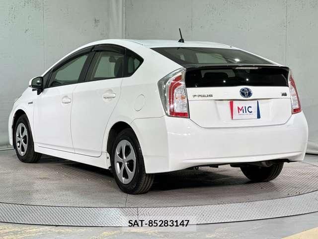 Toyota PRIUS 2012-06 8075179-6