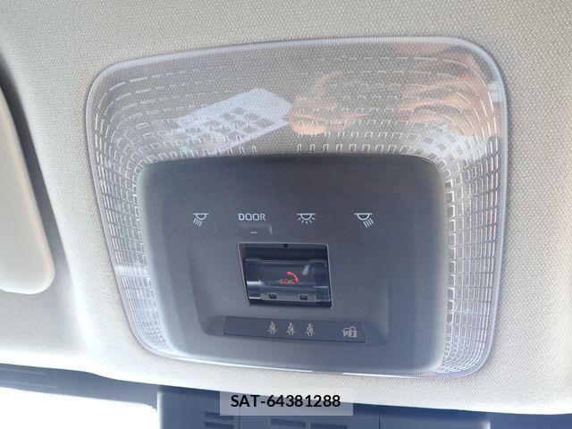 Toyota PRIUS 2023-10 8075152-21