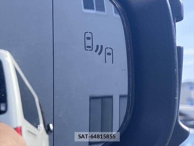 Toyota PRIUS 2023-07 8075144-11