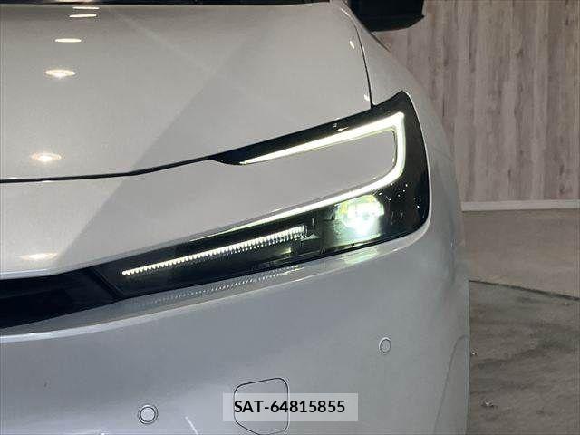 Toyota PRIUS 2023-07 8075144-18