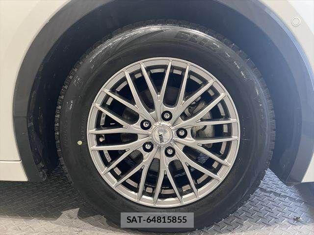 Toyota PRIUS 2023-07 8075144-20