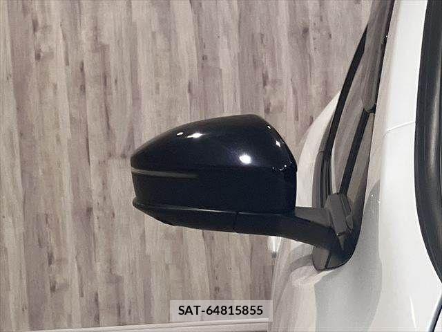 Toyota PRIUS 2023-07 8075144-29
