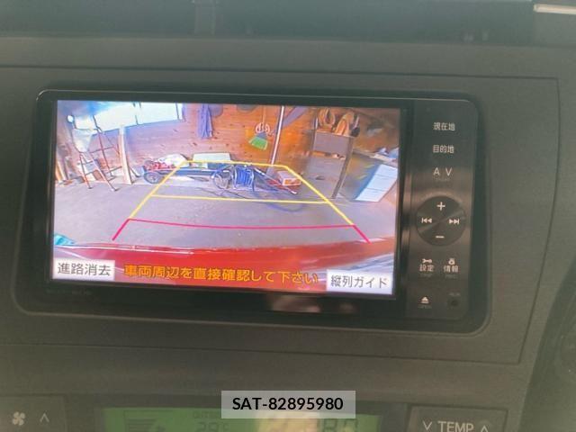 Toyota PRIUS 2011-07 8075193-21