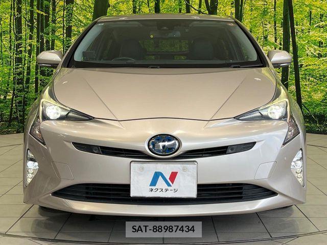 Toyota PRIUS 2016-01 8075165-13