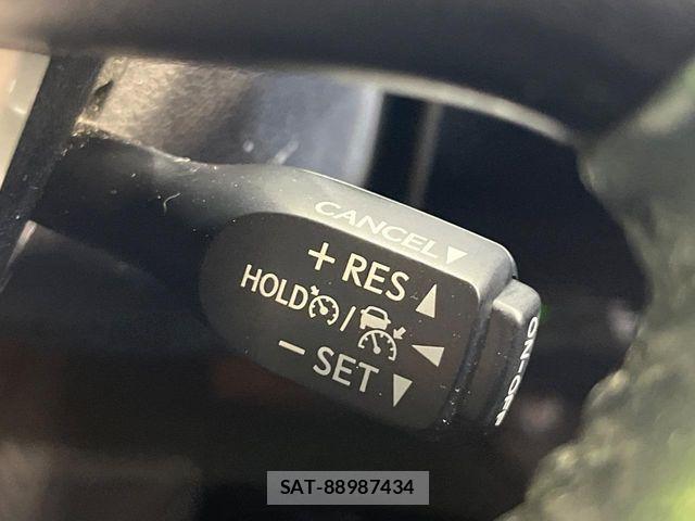 Toyota PRIUS 2016-01 8075165-3