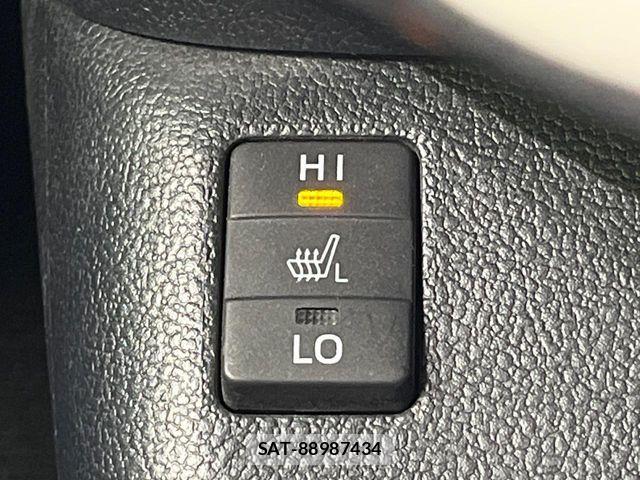 Toyota PRIUS 2016-01 8075165-6