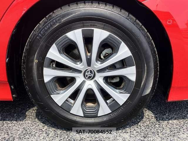 Toyota PRIUS 2020-08 8075156-3