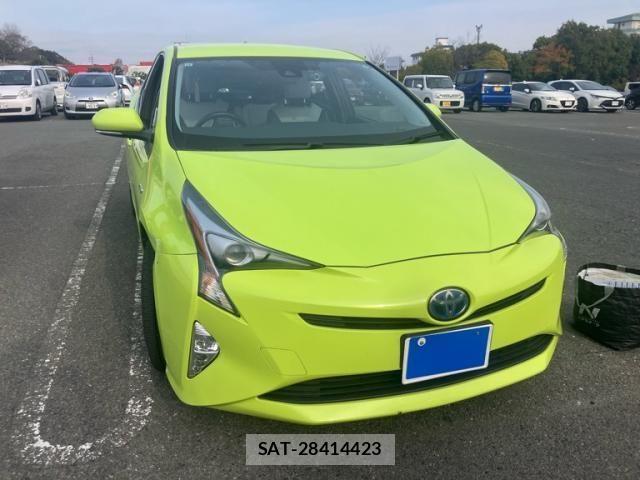 Toyota PRIUS 2015-12 8075178-0