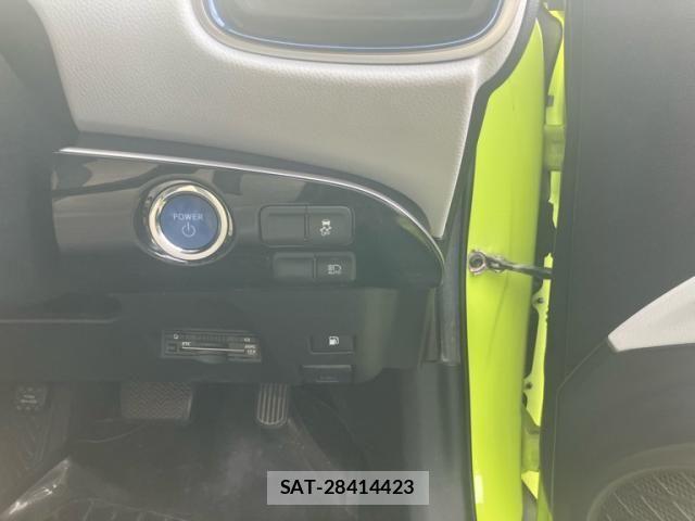 Toyota PRIUS 2015-12 8075178-9