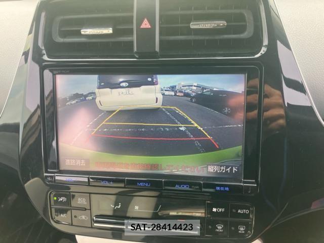 Toyota PRIUS 2015-12 8075178-13