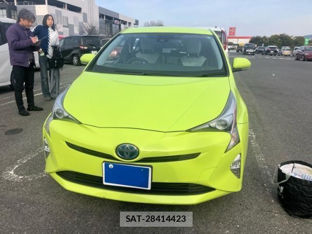 Toyota PRIUS 2015-12 8075178-1