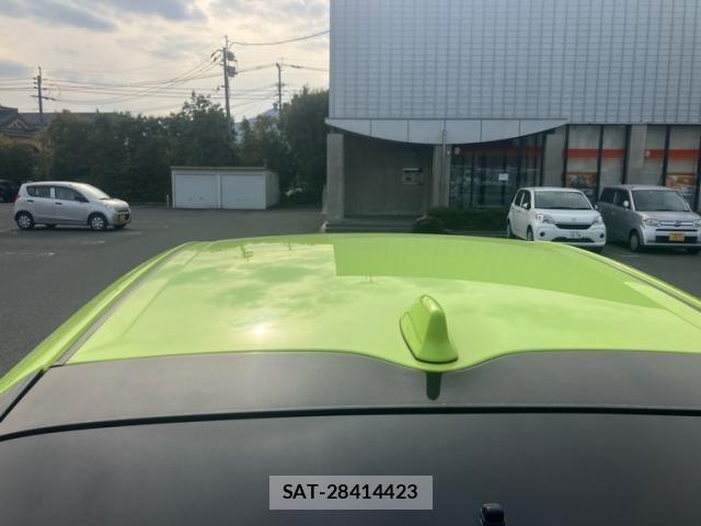 Toyota PRIUS 2015-12 8075178-6