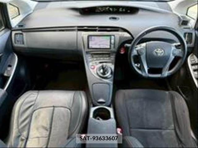 Toyota PRIUS 2012-05 8075174-9