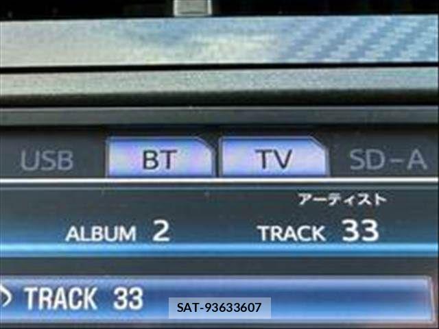 Toyota PRIUS 2012-05 8075174-15
