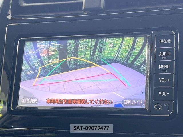 Toyota PRIUS 2017-07 8075164-3