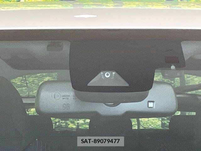 Toyota PRIUS 2017-07 8075164-4