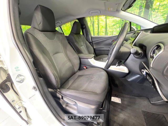 Toyota PRIUS 2017-07 8075164-7