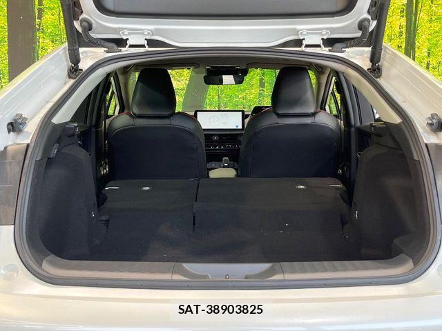 Toyota PRIUS 2023-11 8075135-9