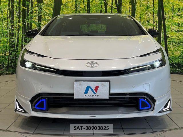 Toyota PRIUS 2023-11 8075135-13