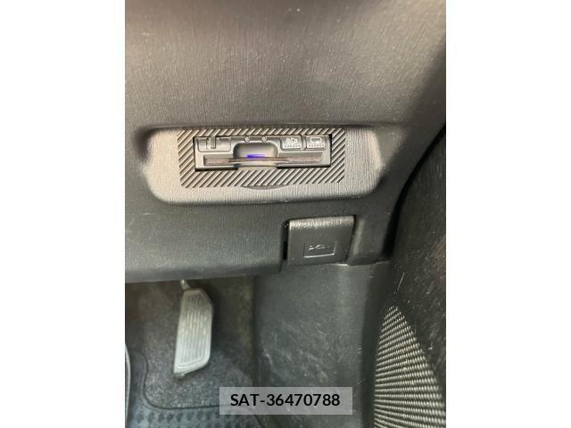 Toyota PRIUS 2012-07 8075183-14