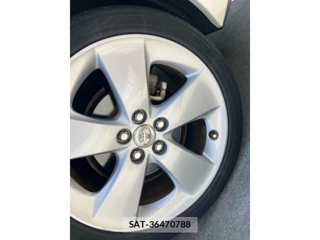 Toyota PRIUS 2012-07 8075183-7