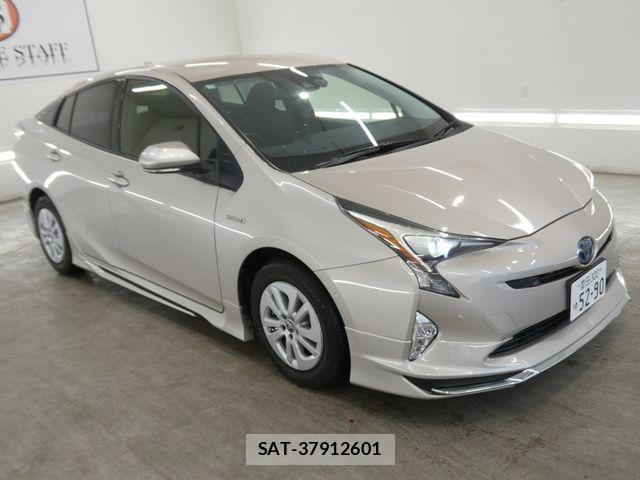 Toyota PRIUS 2016-11 8075166-0