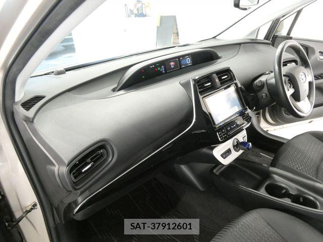 Toyota PRIUS 2016-11 8075166-18