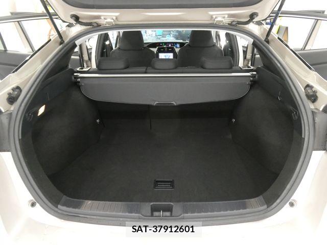 Toyota PRIUS 2016-11 8075166-19