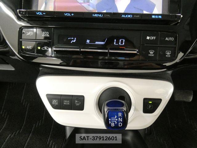 Toyota PRIUS 2016-11 8075166-25