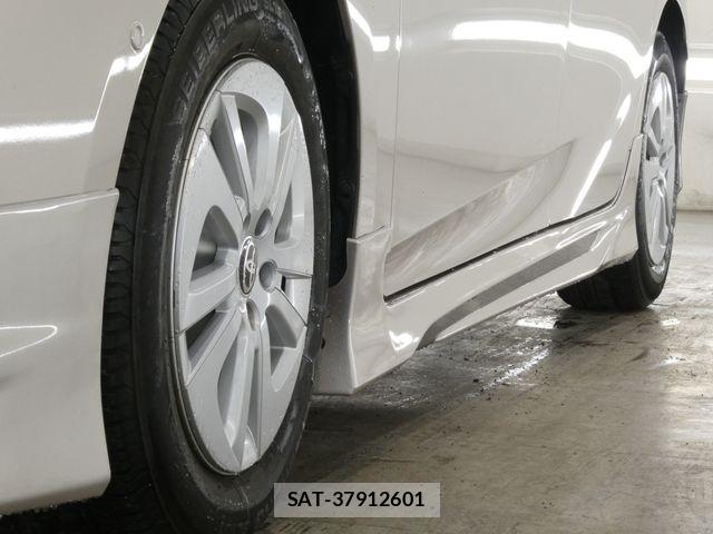 Toyota PRIUS 2016-11 8075166-7