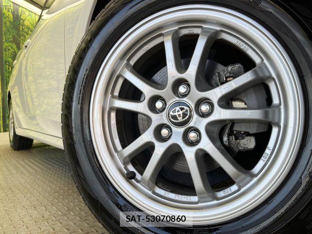 Toyota PRIUS 2020-03 8075153-13