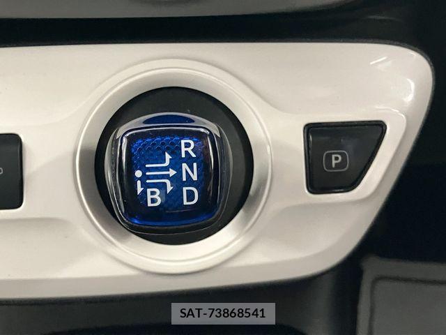 Toyota PRIUS 2016-08 8075170-26