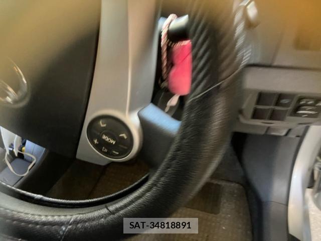 Toyota PRIUS 2010-03 8075201-12