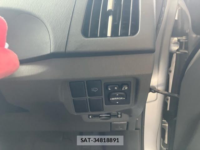 Toyota PRIUS 2010-03 8075201-14