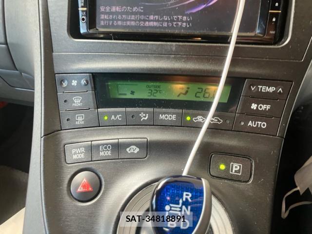 Toyota PRIUS 2010-03 8075201-18