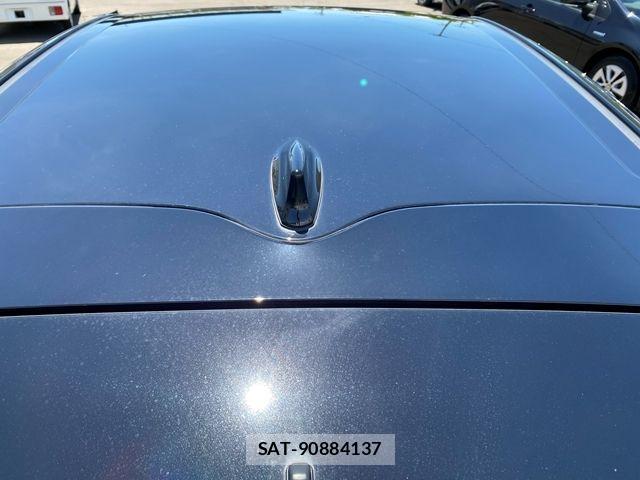 Toyota PRIUS 2017-06 8075162-11
