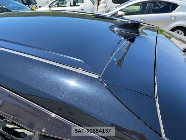 Toyota PRIUS 2017-06 8075162-12