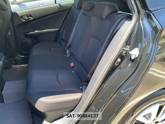 Toyota PRIUS 2017-06 8075162-17