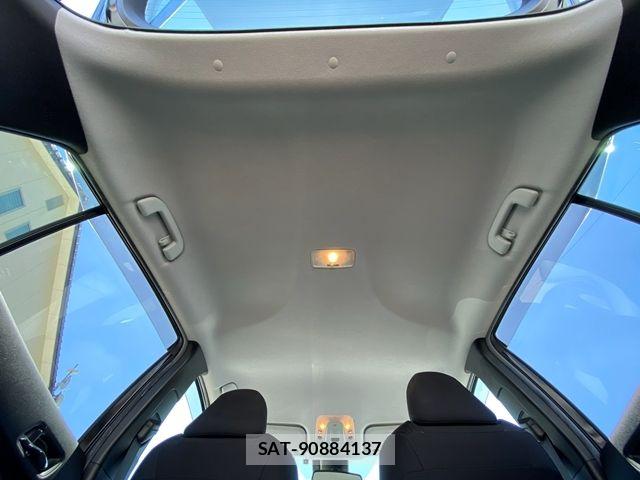 Toyota PRIUS 2017-06 8075162-20