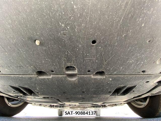 Toyota PRIUS 2017-06 8075162-27