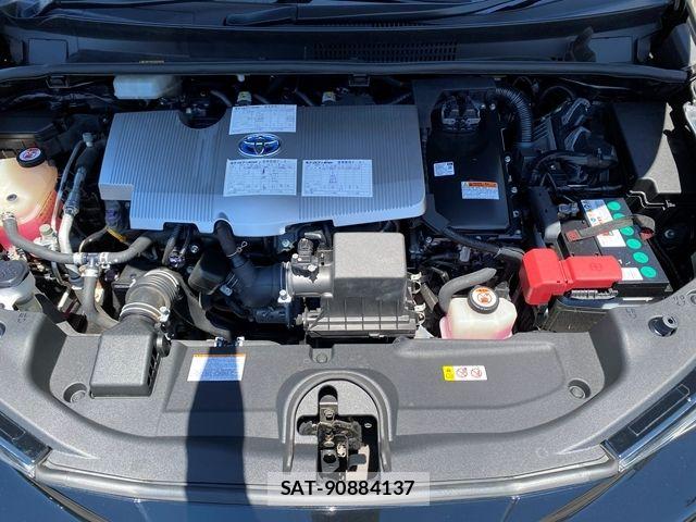 Toyota PRIUS 2017-06 8075162-28