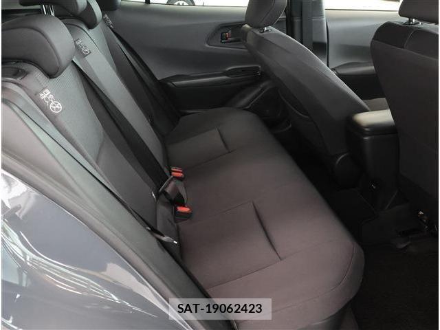 Toyota PRIUS 2023-04 8101261-16