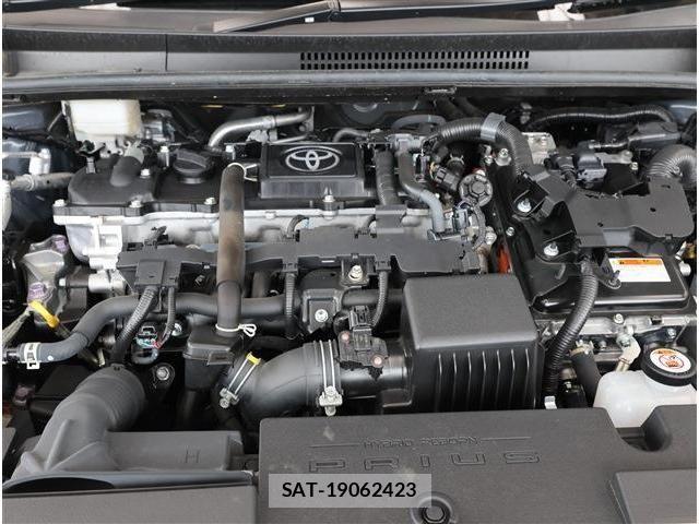 Toyota PRIUS 2023-04 8101261-21