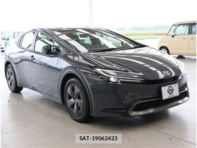 Toyota PRIUS 2023-04 8101261-23