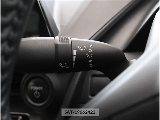 Toyota PRIUS 2023-04 8101261-29