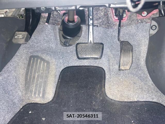 Toyota PRIUS 2011-07 8101353-12