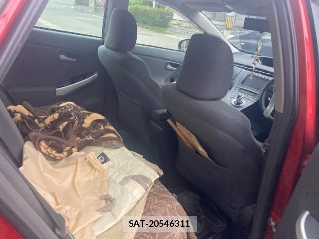 Toyota PRIUS 2011-07 8101353-16