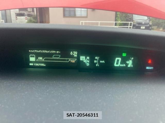 Toyota PRIUS 2011-07 8101353-23
